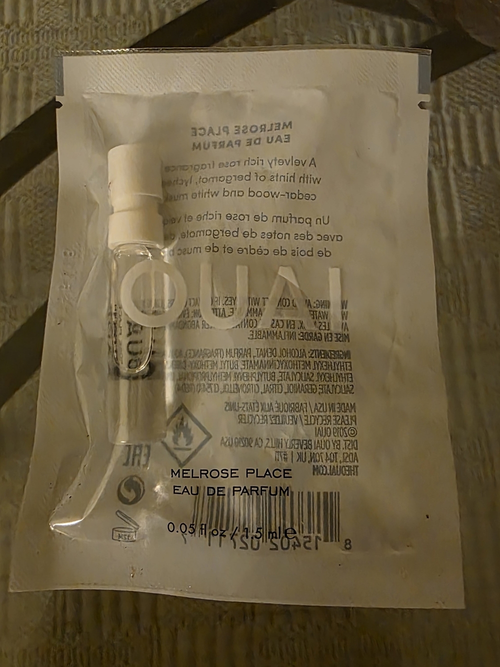 OUAI Melrose Place Sample - White & Clear Vial